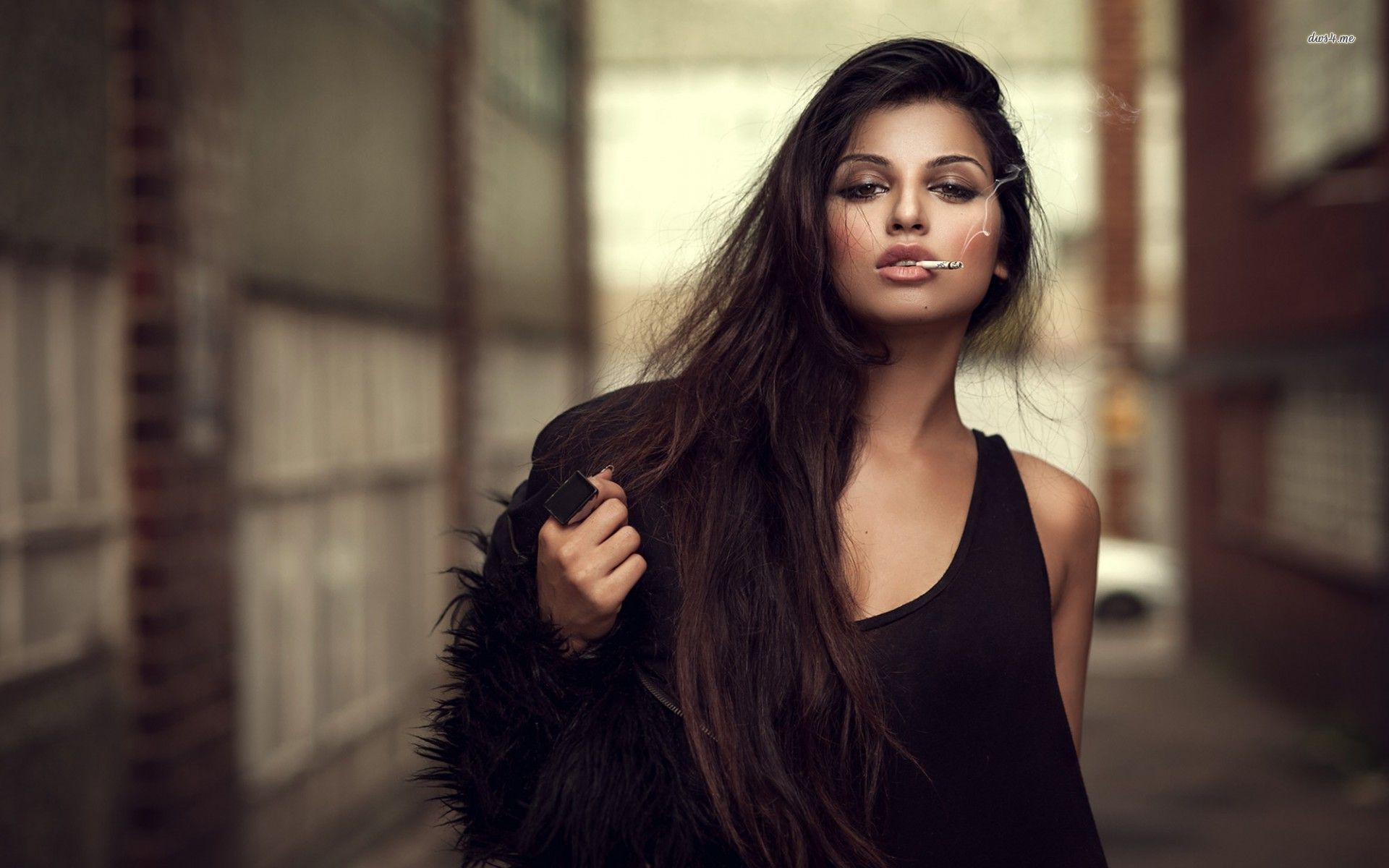 Sassy girls in Varri