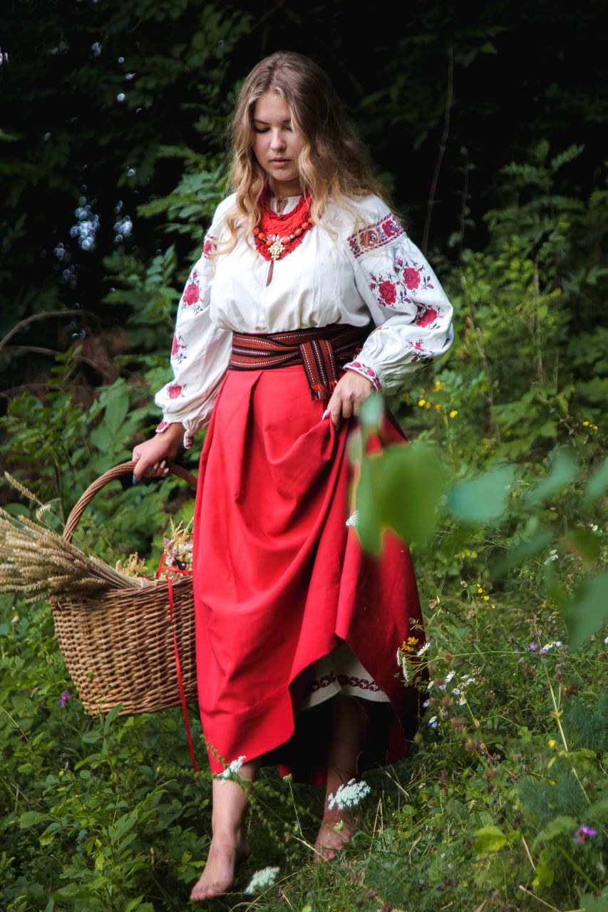 Slavic girls in Varri