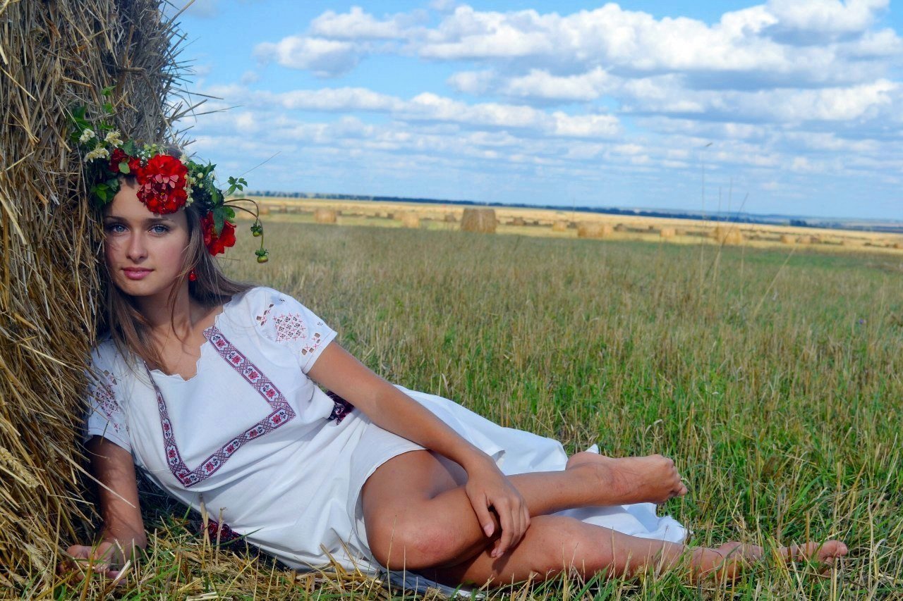 Slavic girls in Varri