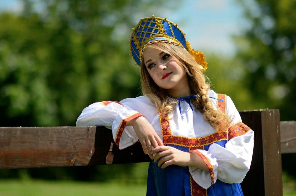Photo Slavic girls in Varri