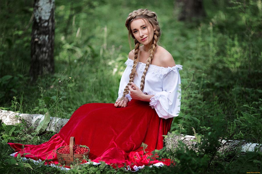 Sexy photo Slavic women in Varri