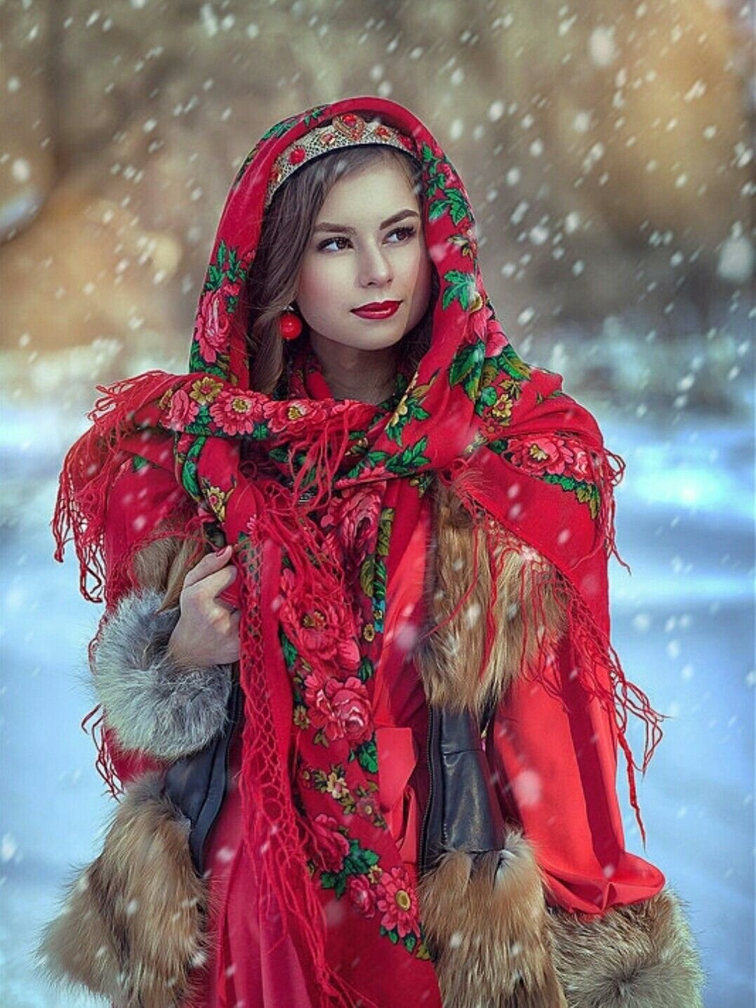 Beautiful girl Women in Slavic costumes in Varri