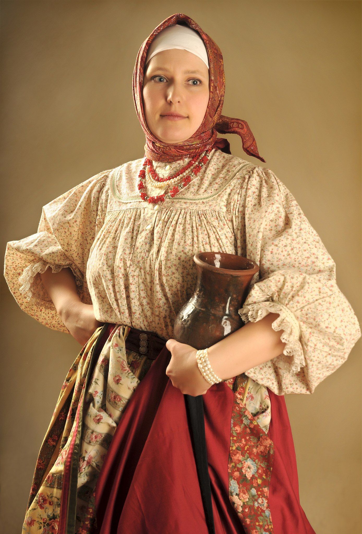 Girls in Slavic costumes in Varri